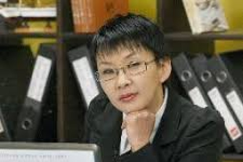 Өмнөговьд үүрлэсэн газрын наймаатай тэмцэж чадах уу?
