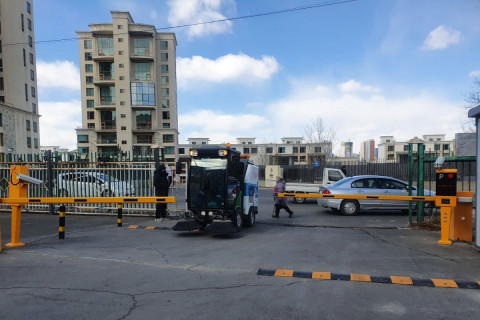 Бурхан багшийн цэцэрлэгт хүрээлэнг тохижуулж эхэллээ