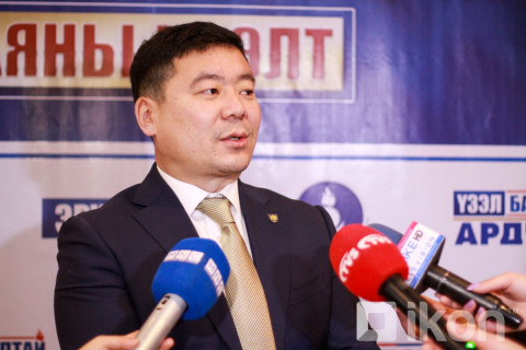 М.Чимэддорж: С.Эрдэнэ дарга бүх нэр дэвшигчдэдээ төлбөртэйгөөр нэр дэвшив гэдэг шошго наачихсан