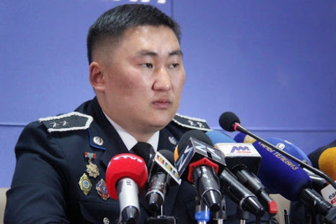 ЦЕГ: Төрсөн эцгээ хөнөөж, ул мөрөө баллахын тулд цогцсыг нь нуусан хэрэг гарсан