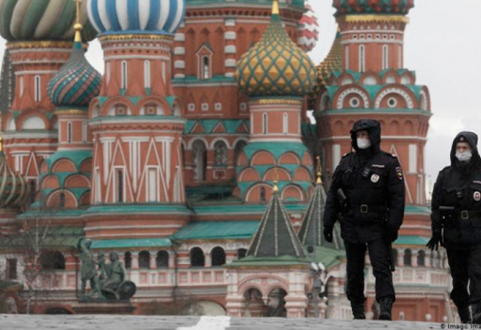 ОХУ-ын Москва хотод вакцинжуулалт эхэлжээ