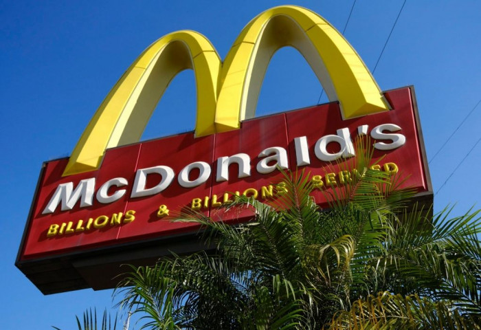 McDonald’s компани 2027 он гэхэд дэлхий даяар 50,000 салбартай болох төлөвлөгөөгөө зарлав