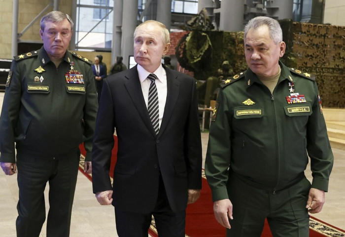 Путиний холбоотнууд Украины дайнд алдаа гаргасан генералуудыг шийтгэхийг шаардаж эхлэв