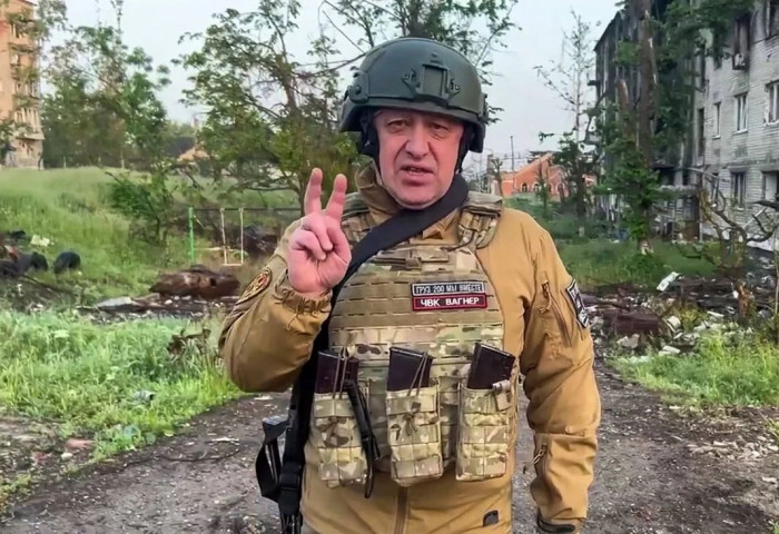 Бахмутыг Оросын армид шилжүүлж эхэлснээ Вагнерын тэргүүн мэдээлжээ