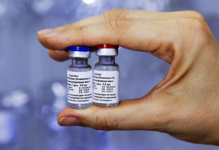 Оросын Спутник V вакцин 92 хувийн үр дүнтэй дархлаа тогтоодгийг барууны эрдэмтэд батлав