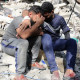 Израилийн цэргүүд тусламжийн бараа авахаар бөөгнөрсөн палестинчууд руу гал нээсний улмаас 104 хүн алагдав