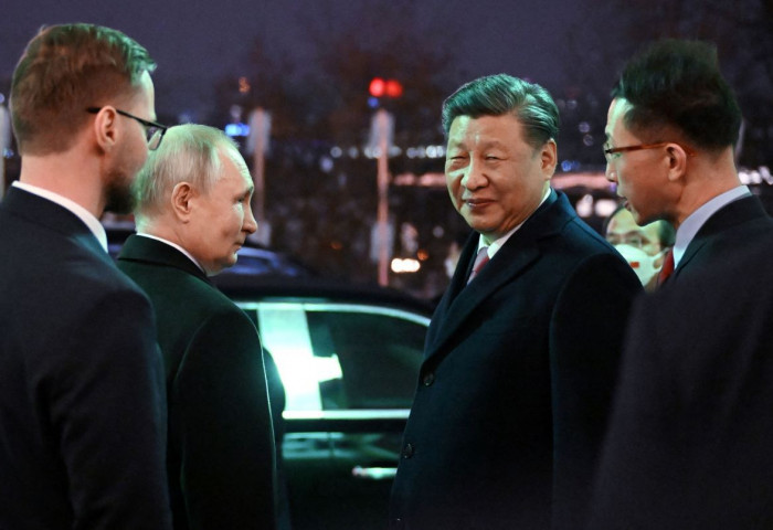 Оросын эдийн засаг Хятадаас хэт хамааралтай болсон гэх яриаг Путин “атаархсан хүмүүсийн үг” гэв