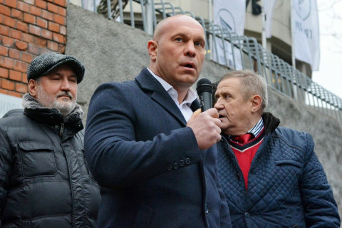 Оросыг дэмжигч Украины парламентын гишүүн асан Москва хотын захад алагджээ