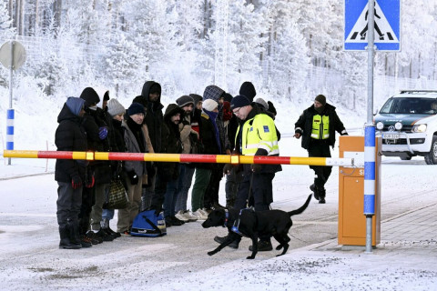 Финланд улс ОХУ-тай залгаа хилийн боомтуудынхаа нэгээс бусдыг хаахаар боллоо