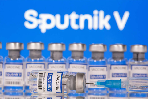 ДЭМБ ирэх оны эхний хагаст багтаан Спутник V вакцинд зөвшөөрөл олгоно гэв