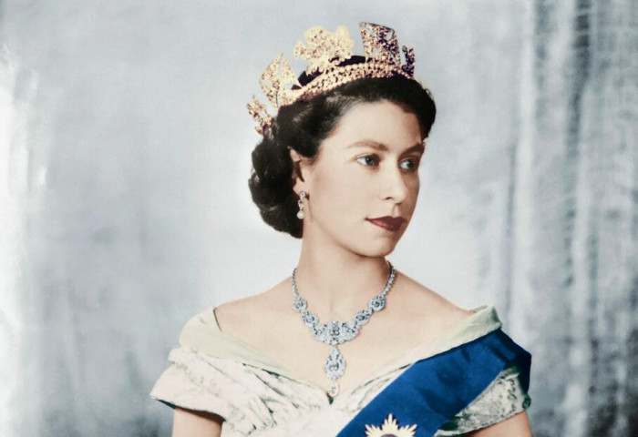 ФОТО: Хатан хаан Элизабетын амьдрал гэрэл зурагт