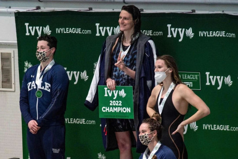 Дэлхийн усан спортын холбоо транс тамирчид эмэгтэйчүүдийн тэмцээнд оролцохыг хориглов