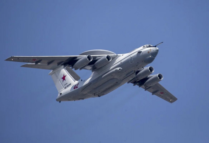 Украины арми Оросын тагнуулын болон командын нисэх онгоцнуудыг устгажээ