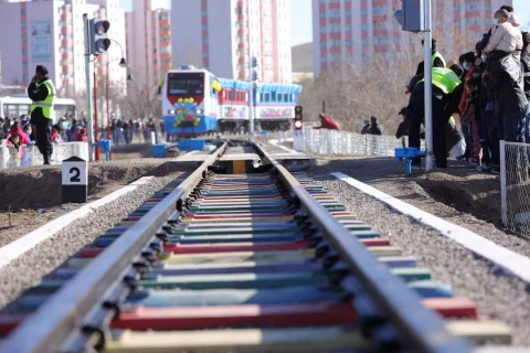 Монголд анх удаа байгуулсан “Хүүхдийн төмөр зам”-ыг Д.Жигжиднямаа агсны нэрэмжит болгожээ