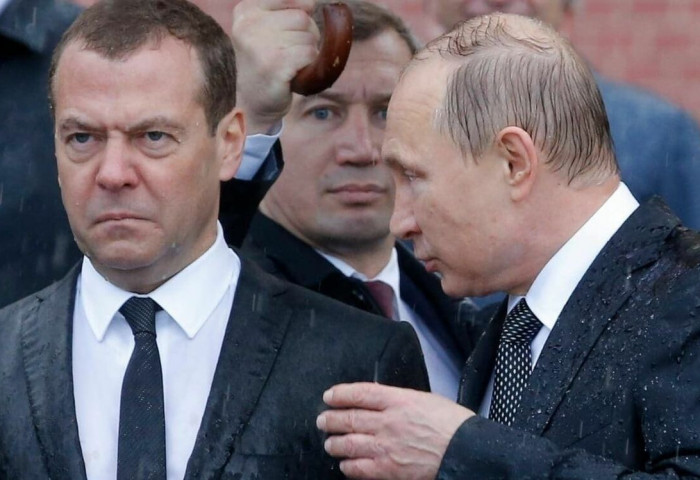 ОХУ-ын ерөнхийлөгч асан Дмитрий Медведев 2023 онд Европын Холбоо задрах, АНУ-д иргэний дайн дэгдэхийг зөгнөжээ