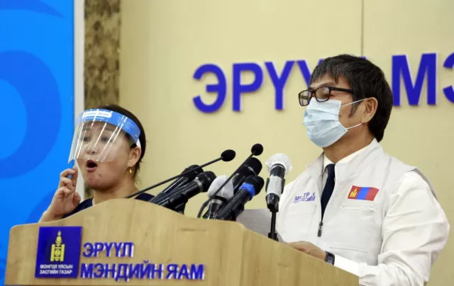 Д.НЯМХҮҮ: ШИНЭ КОРОНАВИРУСИЙН ХАЛДВАРЫН ТОХИОЛДОЛ 135 БОЛЛОО