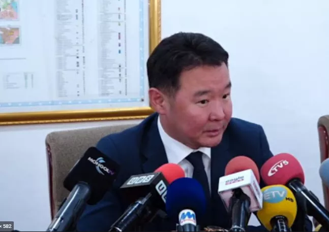 А92 шатахууны үнийг дахин  100 төгрөгөөр буулгалаа 