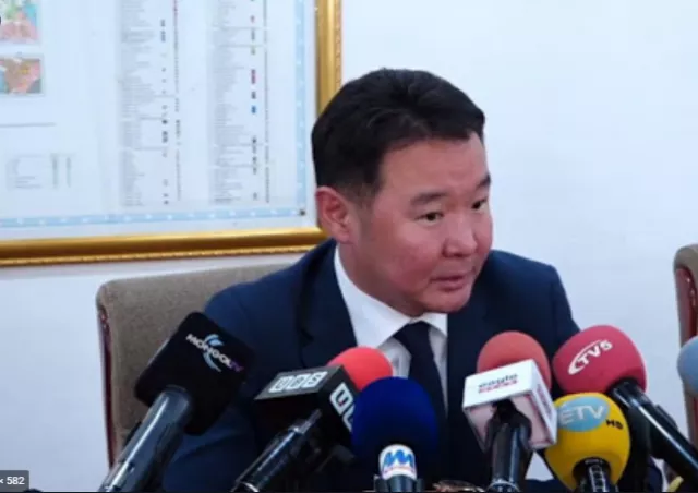 А92 шатахууны үнийг дахин  100 төгрөгөөр буулгалаа 