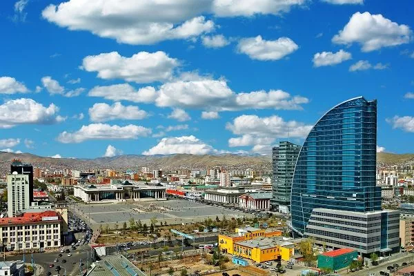 Улаанбаатарт 23 хэм дулаан, бороо орохгүй
