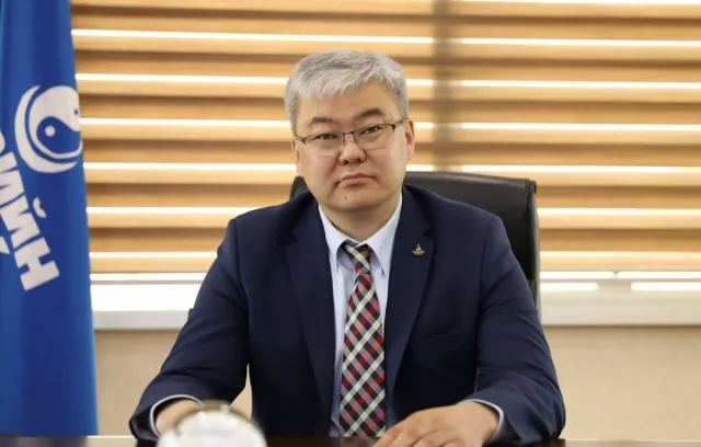 Ө.Гантөр: Төрийн банк зээлийн хүүг үе шаттайгаар бууруулан ажиллаж байна