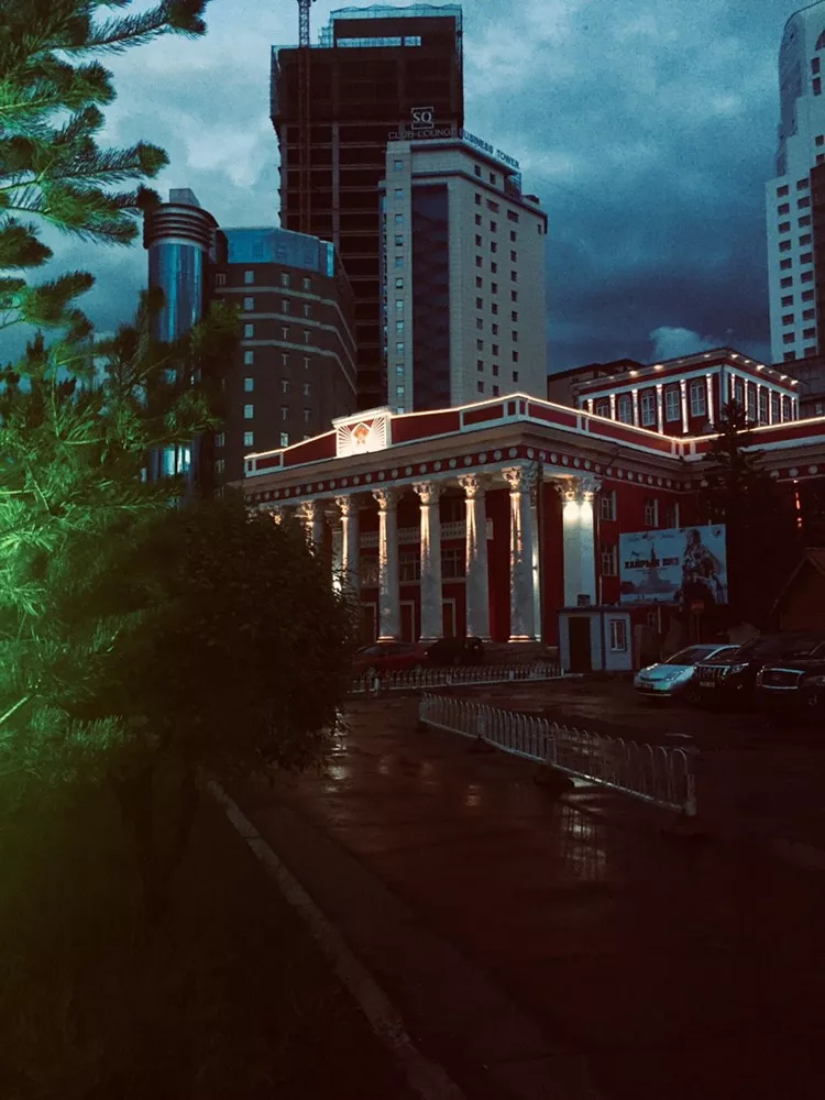 Улаанбаатарт бороо орно, 15 хэм дулаан