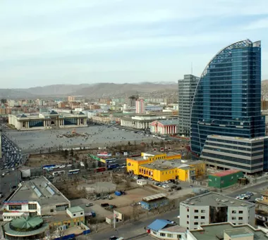 УЛААНБААТАР ХОТ ӨДӨРТӨӨ 5-7 ГРАДУС ДУЛААН БАЙНА