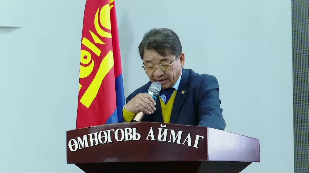 ӨМНӨГОВЬ АЙМГИЙН ИТХ-ЫН ДАРГА Х.СУГИР ХУУЛЬ БУС ХУРАЛ ХИЙСНИЙГ ШҮҮХ НОТОЛЛОО