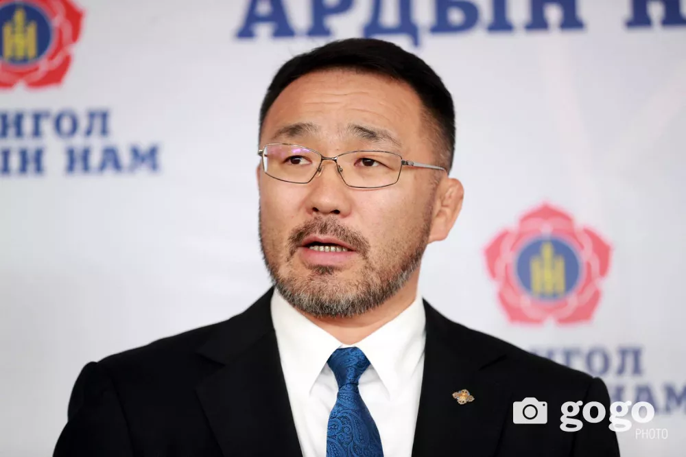УРЬДЧИЛСАН ДҮН: НИТХ-ын 45 суудлаас МАН 34, АН 8, ХҮН 3 суудал авлаа
