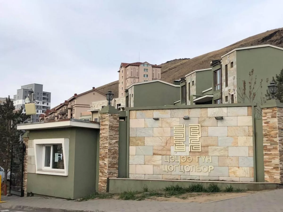 Зайсангийнхан ДУЛААНГҮЙ болохнээ