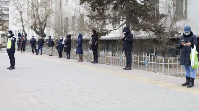 НӨӨЦИЙН МАХ  БОРЛУУЛЖ БУЙ ЦЭГҮҮДЭД АЖИЛЛАЛАА 