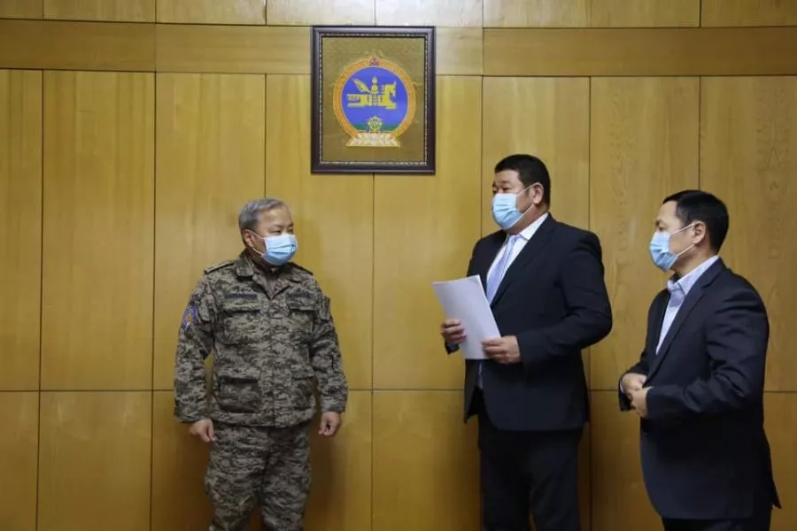 БХБЯ-ны албан хаагч, ажилтан нэгдэж 26,2 сая төгрөг хандивлалаа