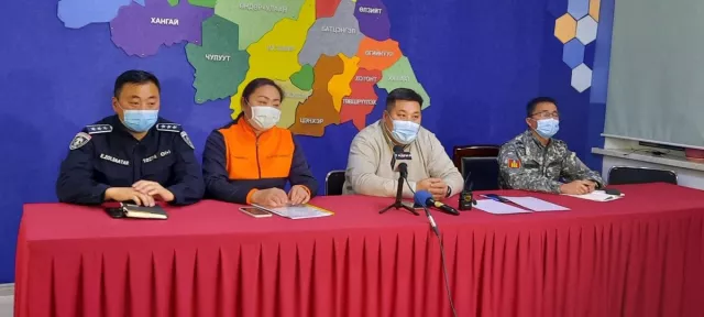 Коронавирусийн халдвартай хүн Архангай руу хүнс тээвэрлэж очоод хүүдээ халдаажээ