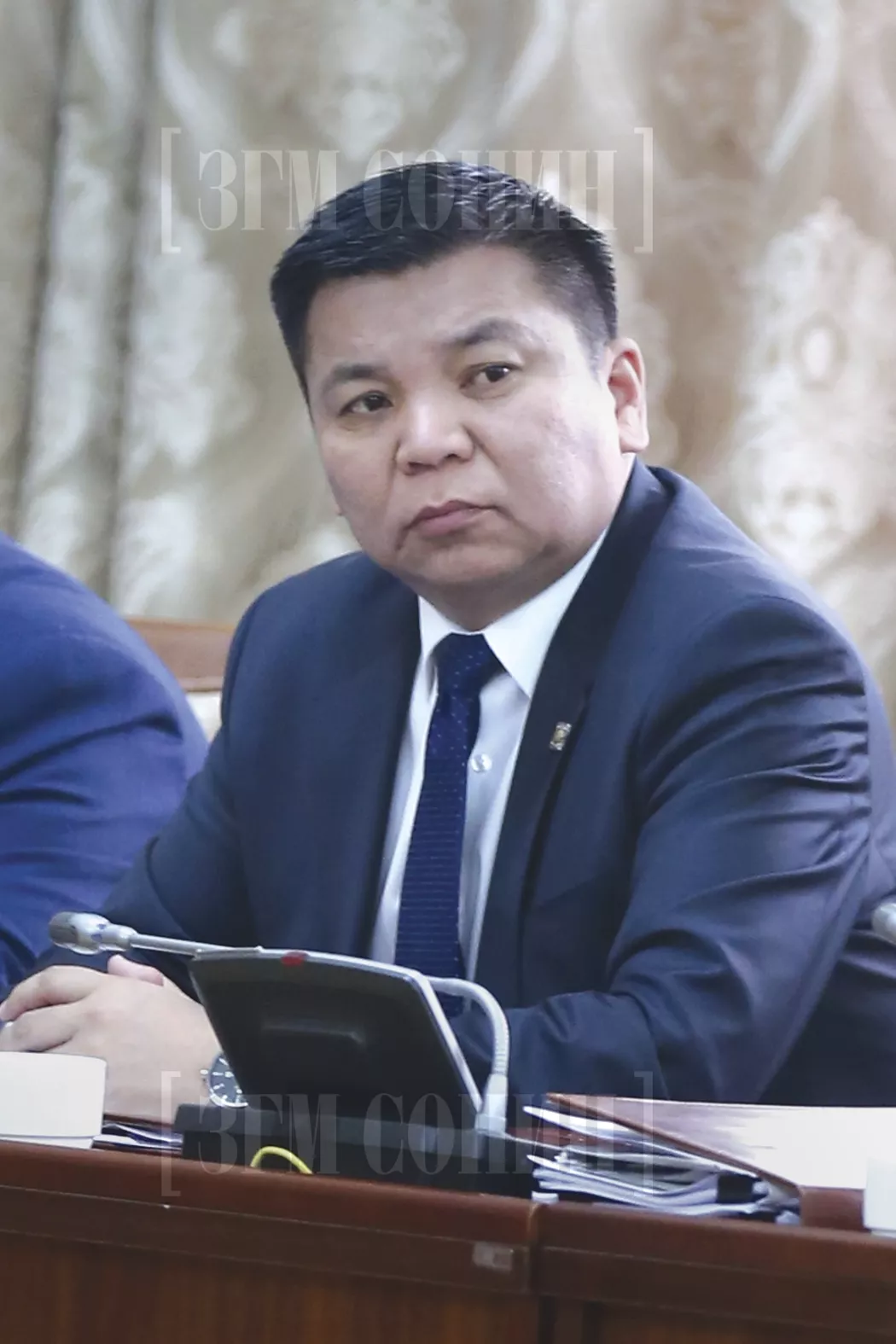 Л.ЭНХБОЛДЫН ХЭРЭГ ЯАГААД ЗАМХАРНА ВЭ?