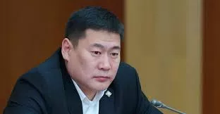 Л.Оюун-Эрдэнэ: Эрдэнэтийн 49 хувиар Арбитрийн маргаан үүсгэх санаархал бүтэхгүй