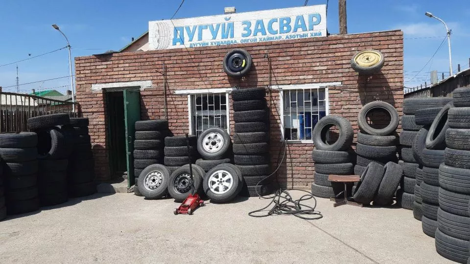 Дугуй засвар шатаж нэг хүн амиа алджээ