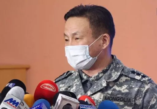 Б.Ууганбаяр: Замын-Үүд боомтоор нэвтрэх хөдөлгөөнийг эрчимжүүлж, өдөртөө 50-60 тээврийн хэрэгсэл орж, гарч байна