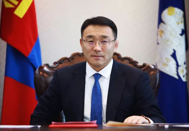 ЗАРИМ ТӨРЛИЙН БАРААНЫ ХУДАЛДАА, ҮЙЛЧИЛГЭЭГ НЭЭНЭ