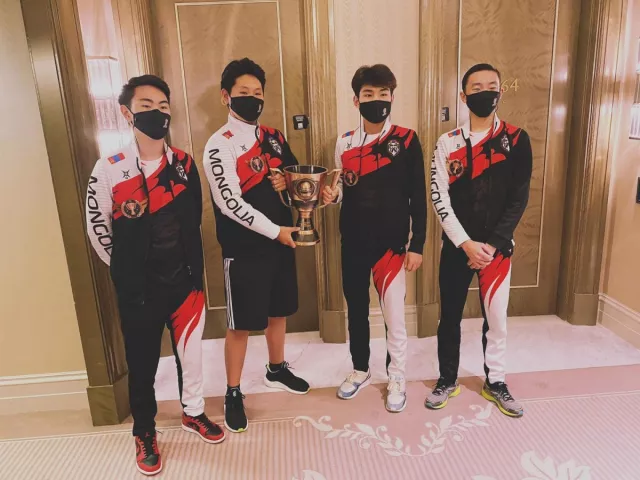 Монголын баг "Dubai PUBG mobile global championship" тэмцээнд 3-р байр эзэлж 100.000 долларын эзэн боллоо