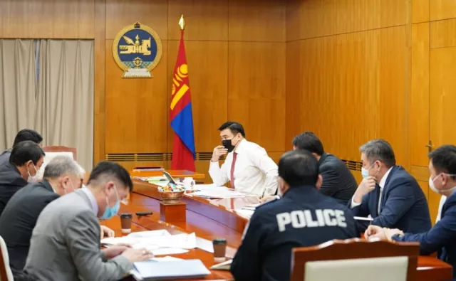 УОК: Шүлснээс коронавирус илрүүлэх оношлуур нэвтрүүлнэ