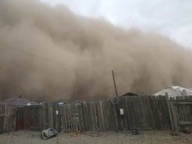 Хэнтий, Өвөрхангайд гамшигт үзэгдэл болов