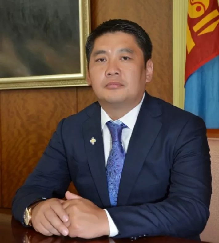 Хариуцлаггүйн "зуд" нүүрлэлээ