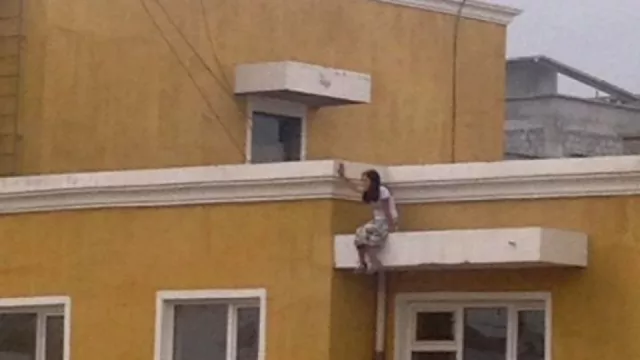 Найз залуутайгаа муудалцсан эмэгтэй амиа хорлохыг завджээ