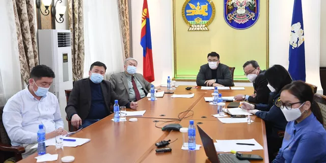Хотын дарга хамтдаа хичээж, хариуцлагатай байхыг уриаллаа