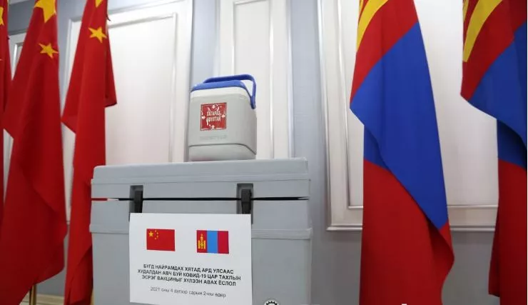 САЙН МЭДЭЭ : Энэ сарын 23-нд ВАКЦИН ирж, хоёр дахь тунг тарьж ЭХЭЛНЭ