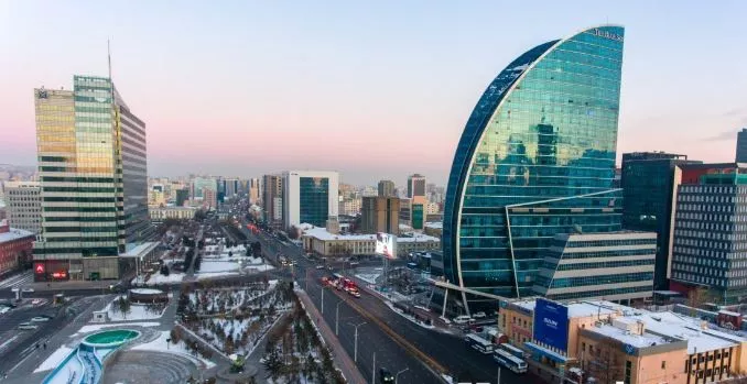 УОК: Том худалдааны төвүүдийн хөл, хориог долоо хоногоор сунгаж үсчин, гоо сайхныг нээнэ