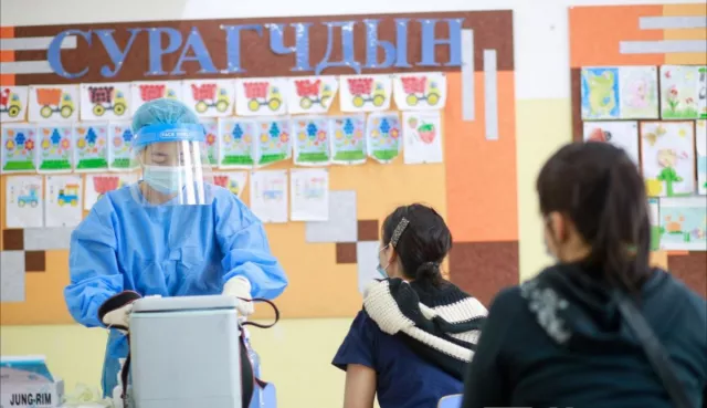 Б.Буянтогтох: Вакцинаар тогтож байгаа дархлаа халдварын тархалт буурахад нөлөөлж эхэлсэн