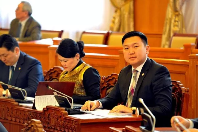 Н.Учрал: Оюуны өмчийг эдийн засгийн эргэлтэд оруулах нь чухал
