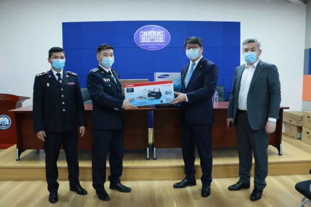 Улс даяараа гурван долоо хоног дараалан ГУРВАН ӨДӨР бүх нийтээр АМАРНА