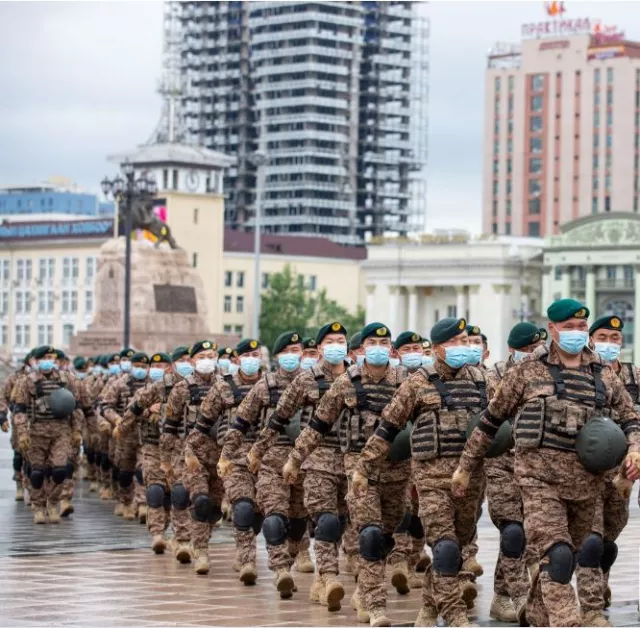 ФОТО: Монгол Улсаас Афганистанд АНУ-тай хамтран үүрэг гүйцэтгээд ирсэн цэргийн багуудад хүндэтгэл үзүүлэх ёслол