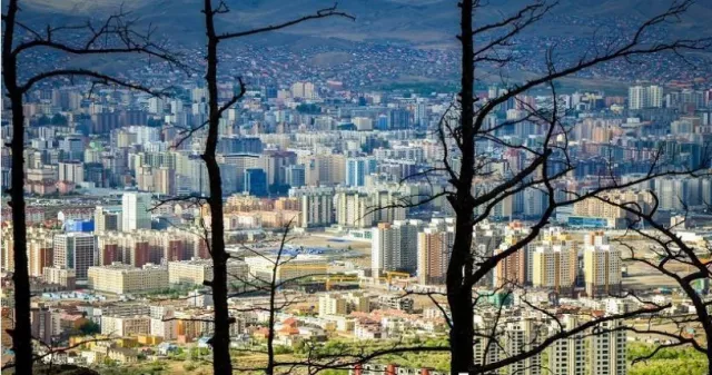Улаанбаатарт 24-26 хэм дулаан байна